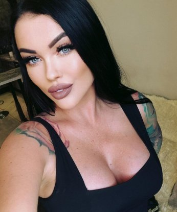 Ангелина, 28